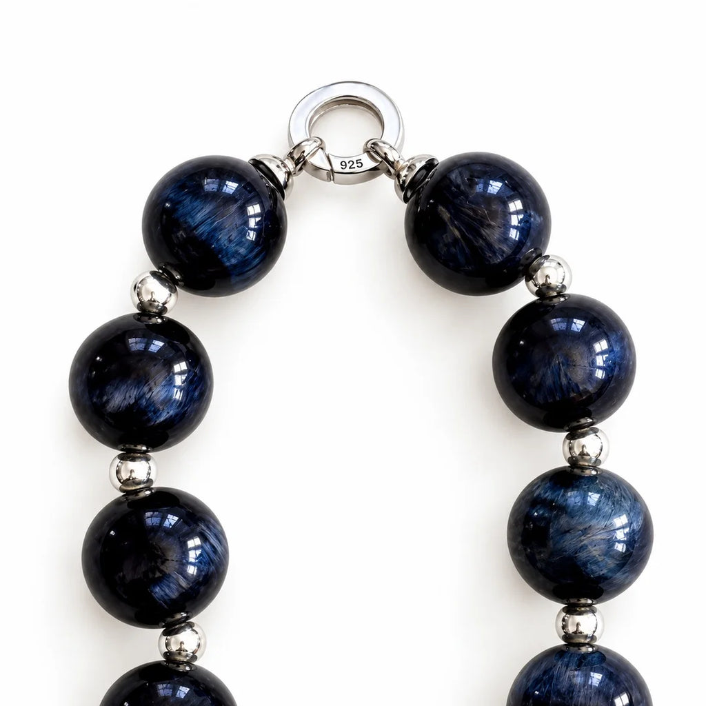 SAPPHIRE NOIR NECKLACE