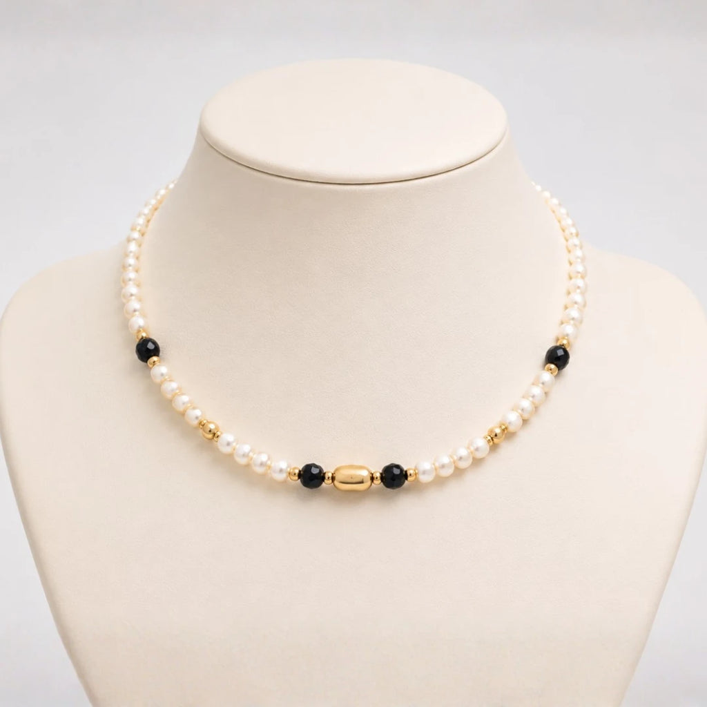 Éclipse Riviera Necklace