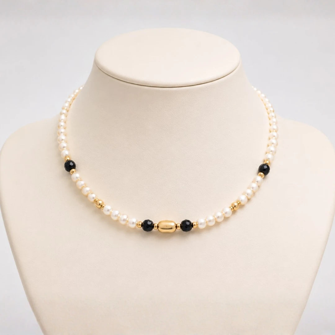 Éclipse Riviera Necklace