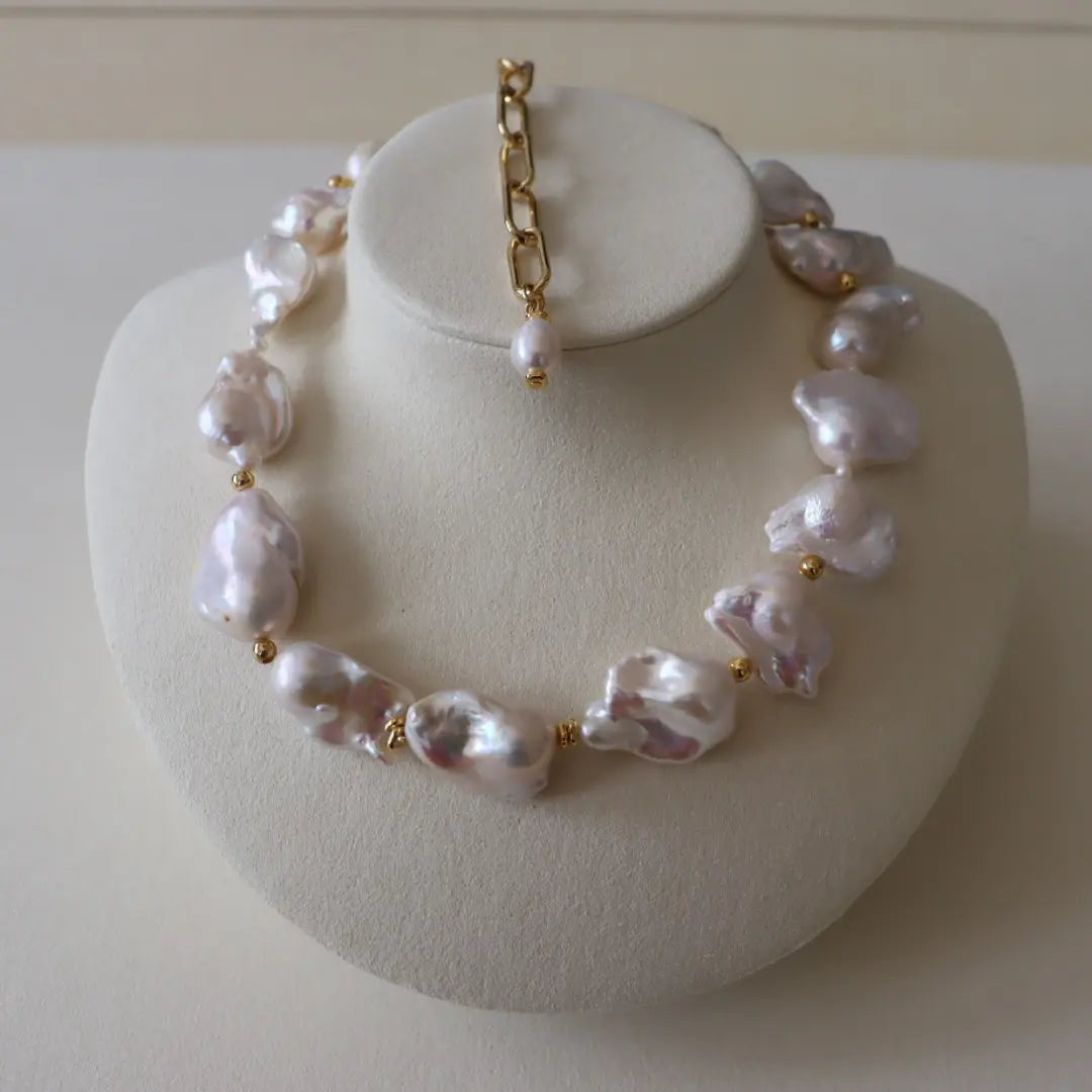 Saint-Tropez Pearl Necklace